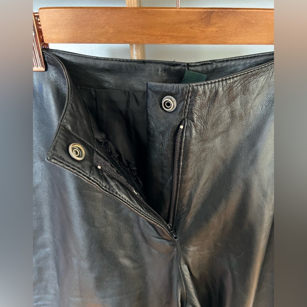 DANIER vintage black leather pants with studded details along sides size 6 small - Picture 3 of 12